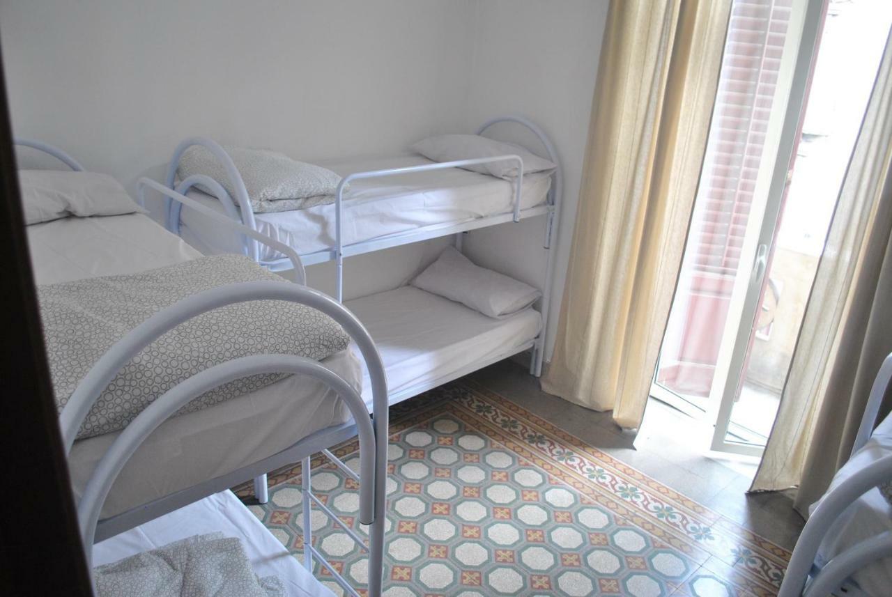 Hostal Sunrise & Palermo